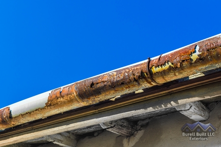 Signs You Need Gutter Replacement Service